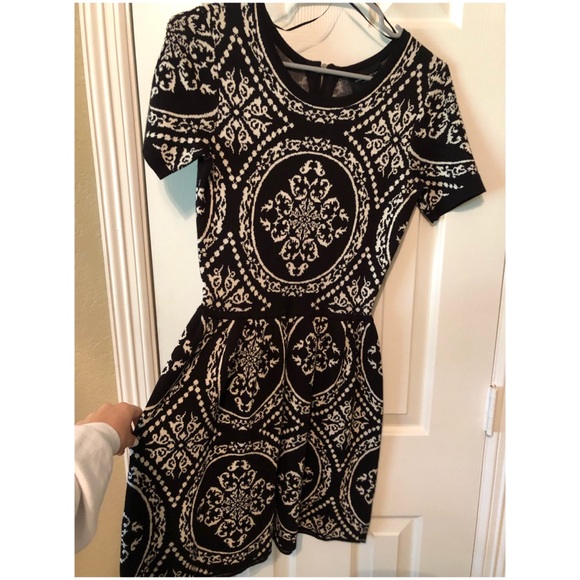 Sweater dress - Picture 3 of 4